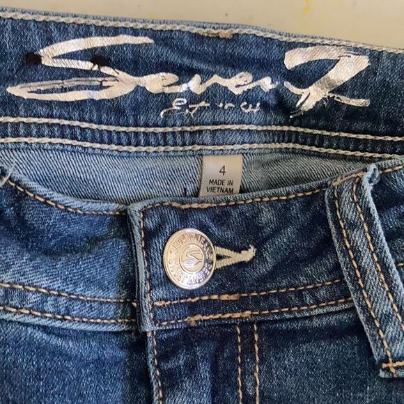 Seven 7 Denim Shorts - Picture 7 of 11